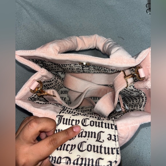 Juicy Couture Soft Pink Tote with Rhinestone Logo - Picture 3 of 4